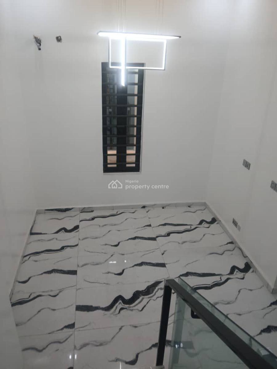 5 Bedroom Fully Detached Duplex with Bq & Laundry Room, Agungi, Lekki, Lagos, Detached Duplex for Sale