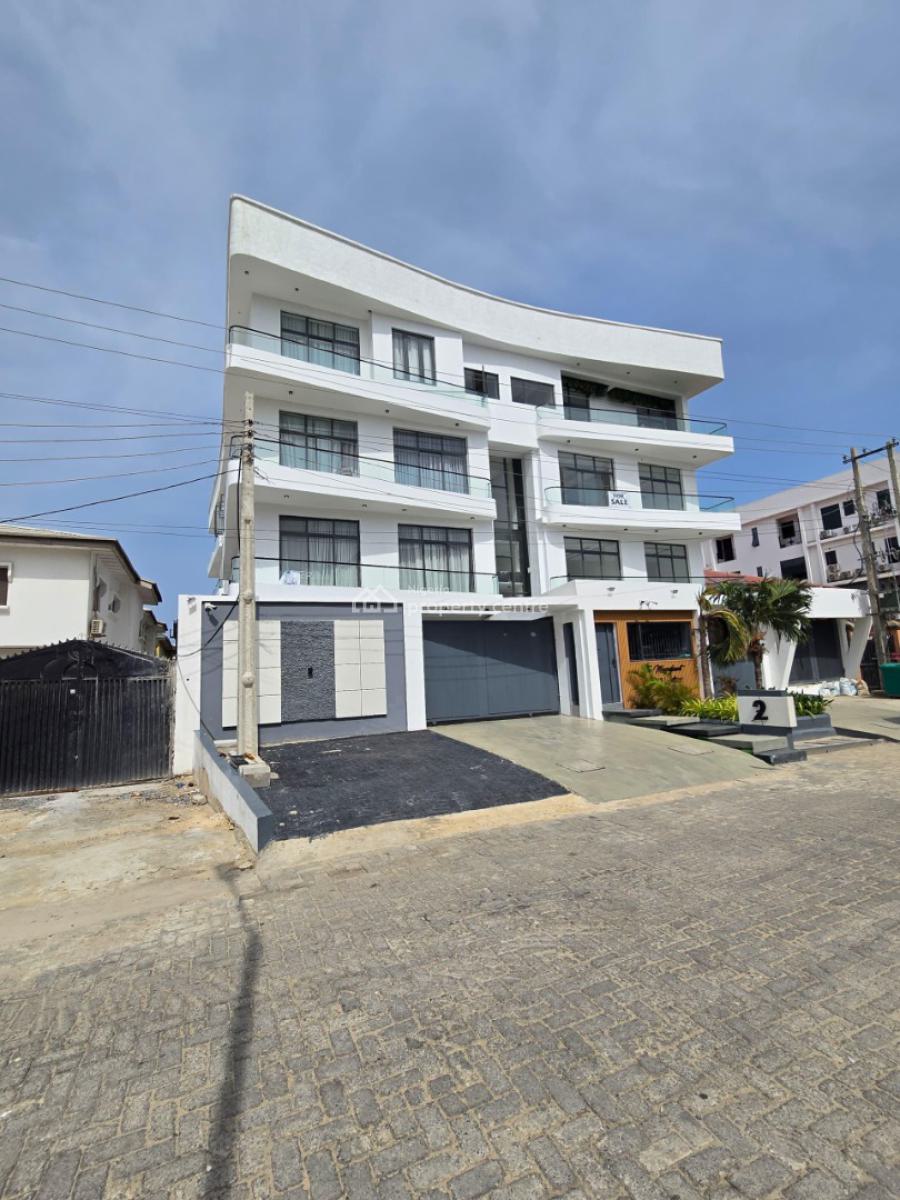 Sleek 4-bedroom Maisonette with Bq, Pool, Lekki Phase 1 Lagos, Lekki Phase 1, Lekki, Lagos, Flat / Apartment for Sale