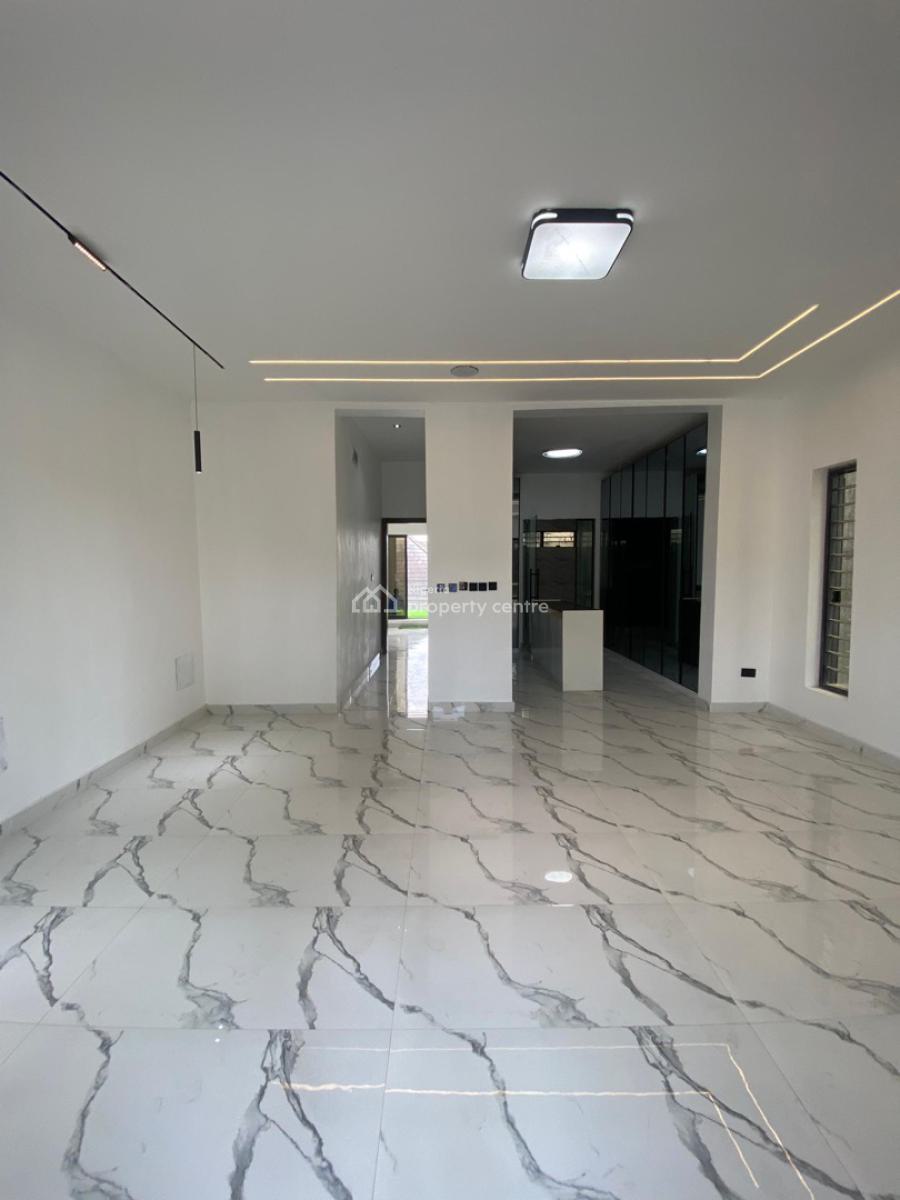 5 Bedroom Terrace Duplex with Bq and Pool, Osapa, Lekki, Lagos, Terraced Duplex for Sale
