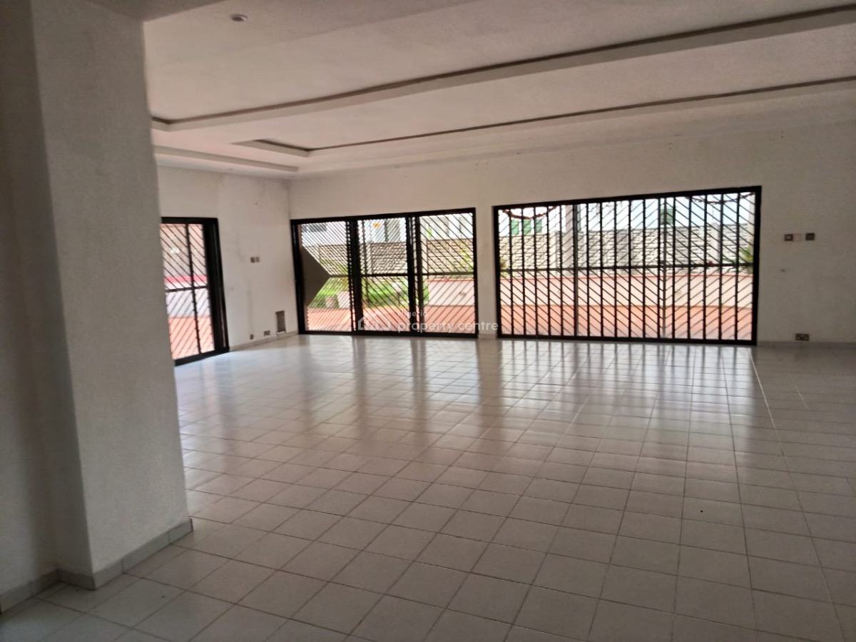 Massive and Clean 5 Bedroom Detached Duplex with 7 Rooms Boys Quarters, Ikoyi, Lagos, Detached Duplex for Rent