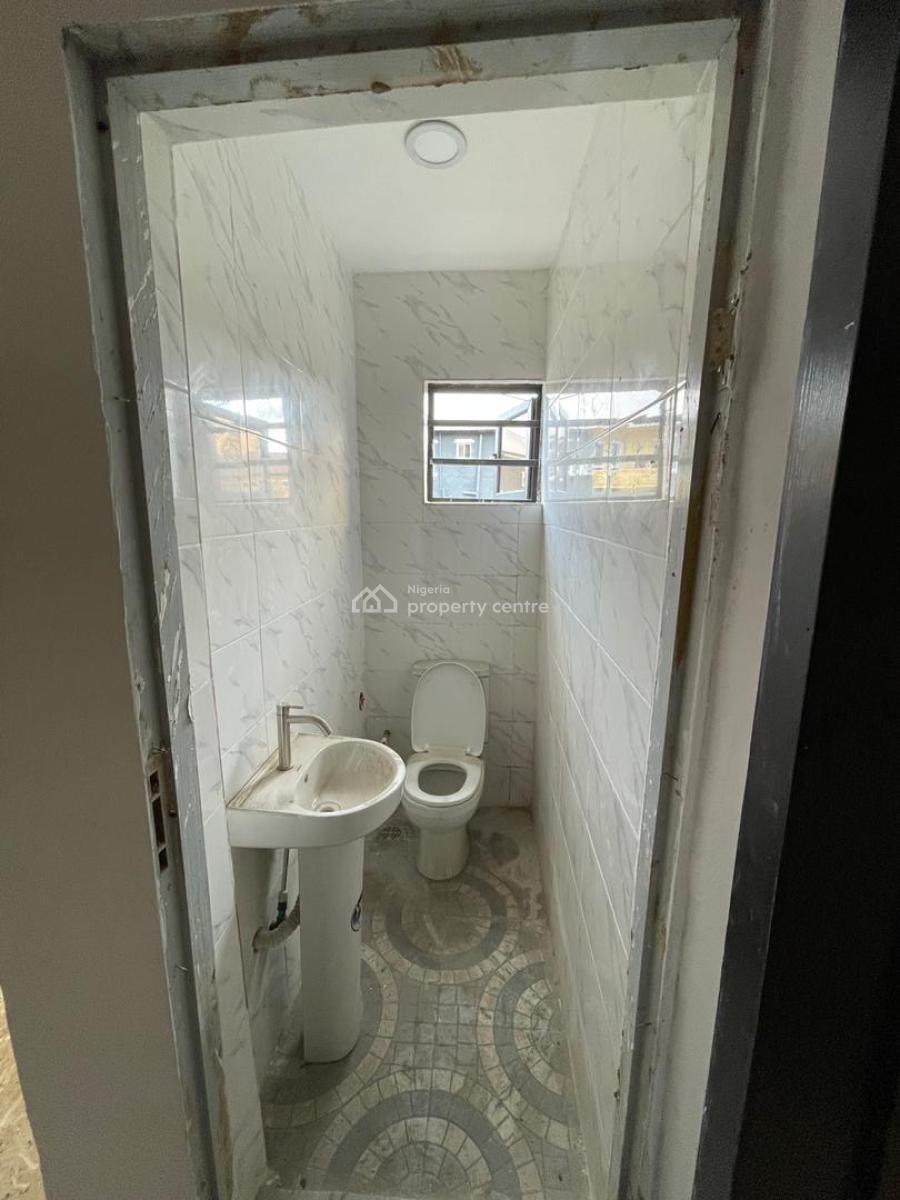 Newly Built 2 Bedroom Apartment in a Well Serene Environment, Alagomeji, Yaba, Lagos, House for Rent