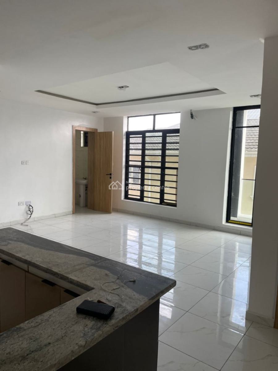 Aesthetically Pleasing , Newly Built 4 Bedroom Semi Detached Duplex Wi, Ikate, Lekki Phase 1, Lekki, Lagos, Block of Flats for Sale