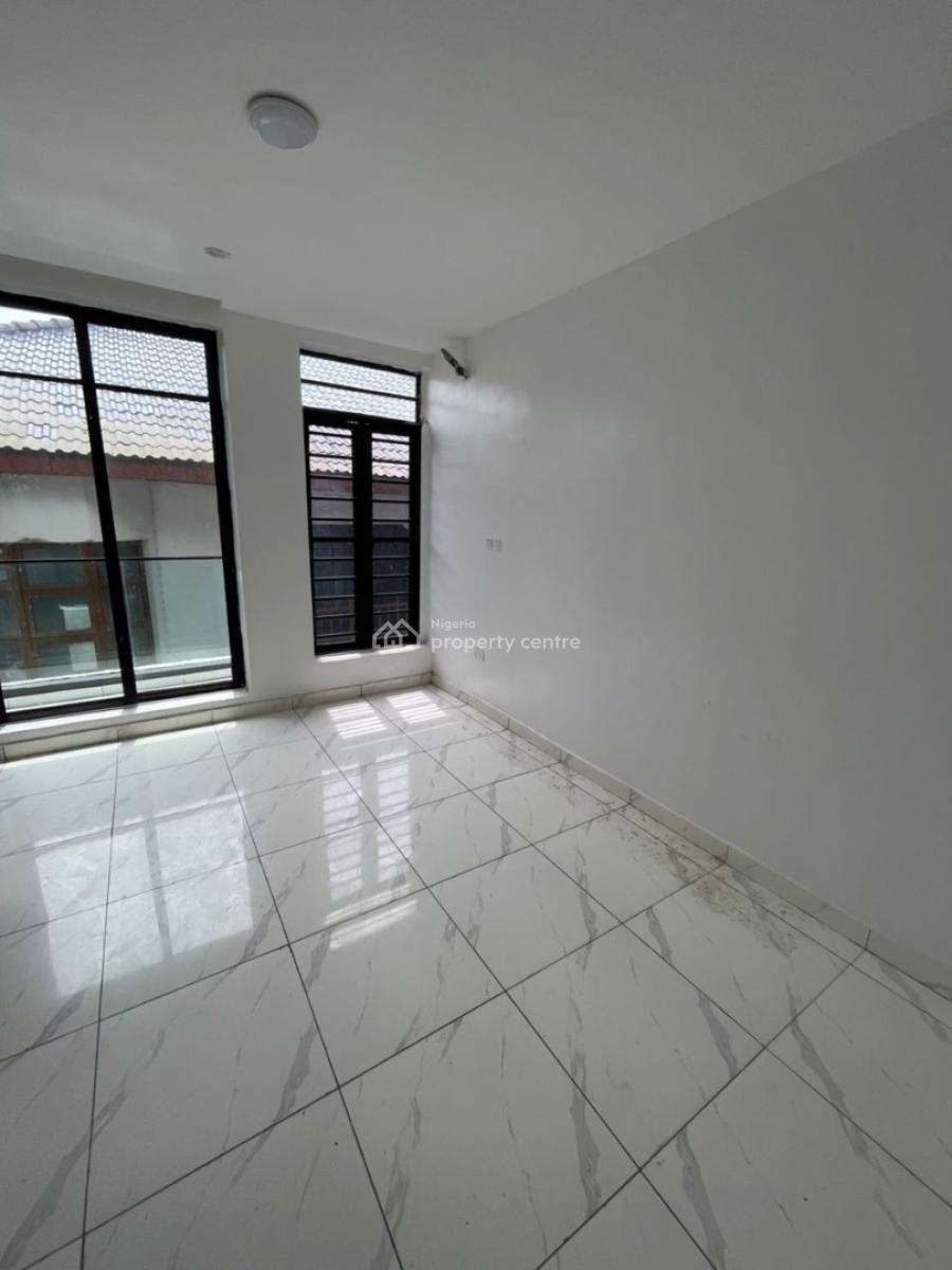 Aesthetically Pleasing , Newly Built 4 Bedroom Semi Detached Duplex Wi, Ikate, Lekki Phase 1, Lekki, Lagos, Block of Flats for Sale