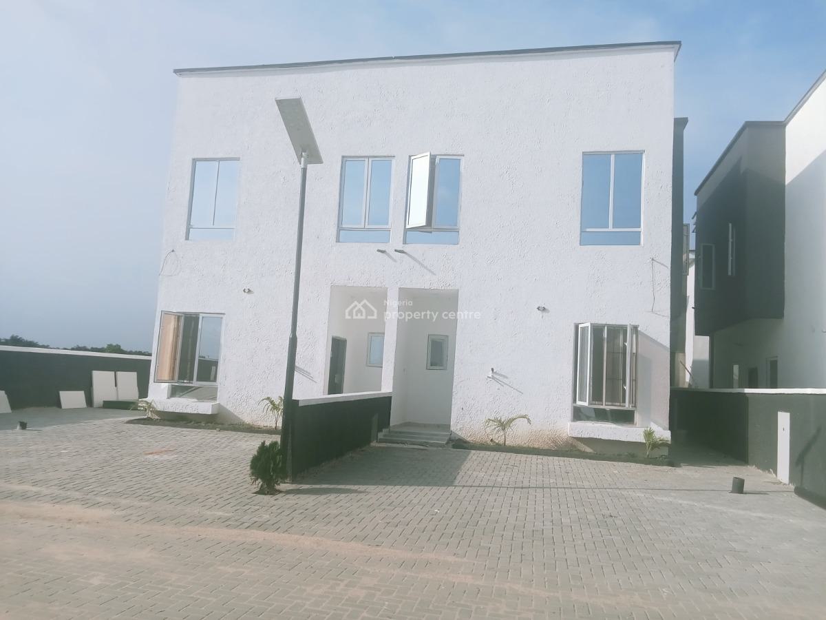 Modern 2-bed Terrace Duplex + Bq in  a Fast Developing Corridor., Lekki Epe Expressway Idera Capital Gardens Estate, Ibeju Lekki, Lagos, Flat / Apartment for Sale