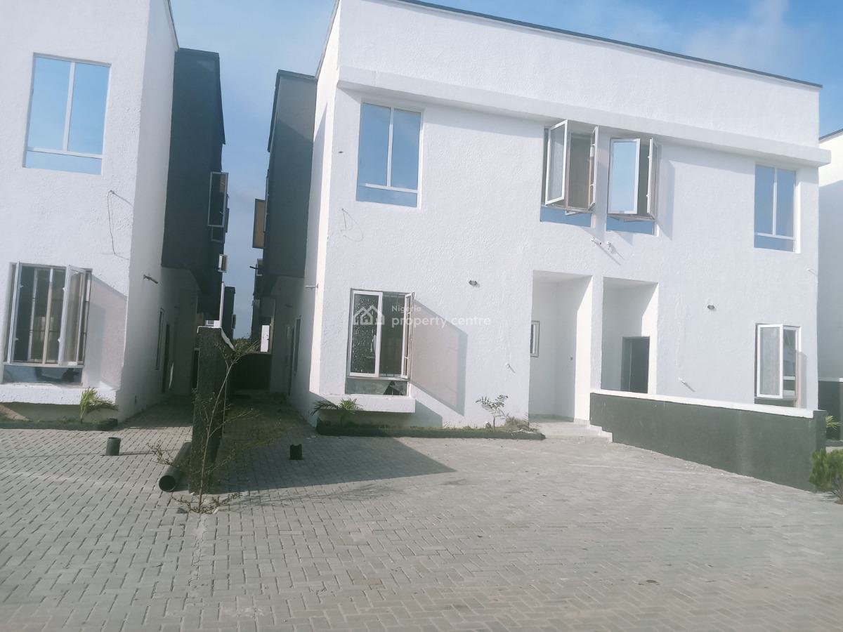 Modern 2-bed Terrace Duplex + Bq in  a Fast Developing Corridor., Lekki Epe Expressway Idera Capital Gardens Estate, Ibeju Lekki, Lagos, Flat / Apartment for Sale