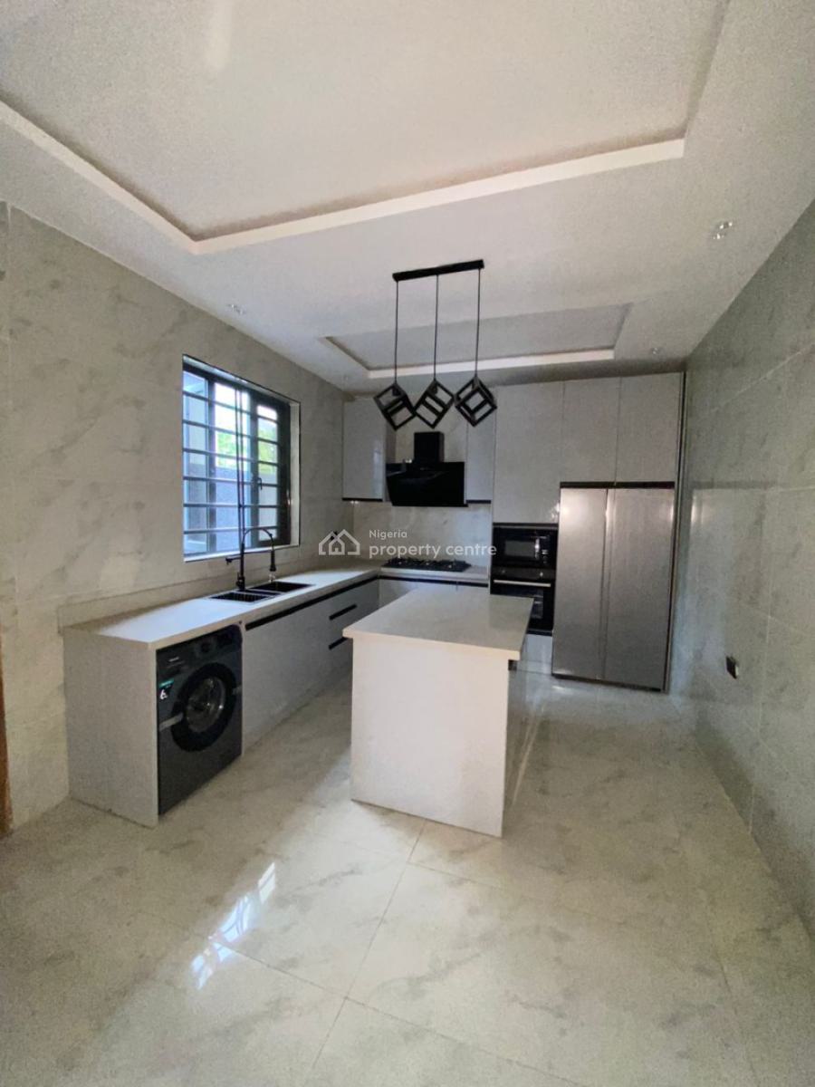 5 Bedroom Detached Duplex with Bq, Ologolo, Lekki, Lagos, Detached Duplex for Sale