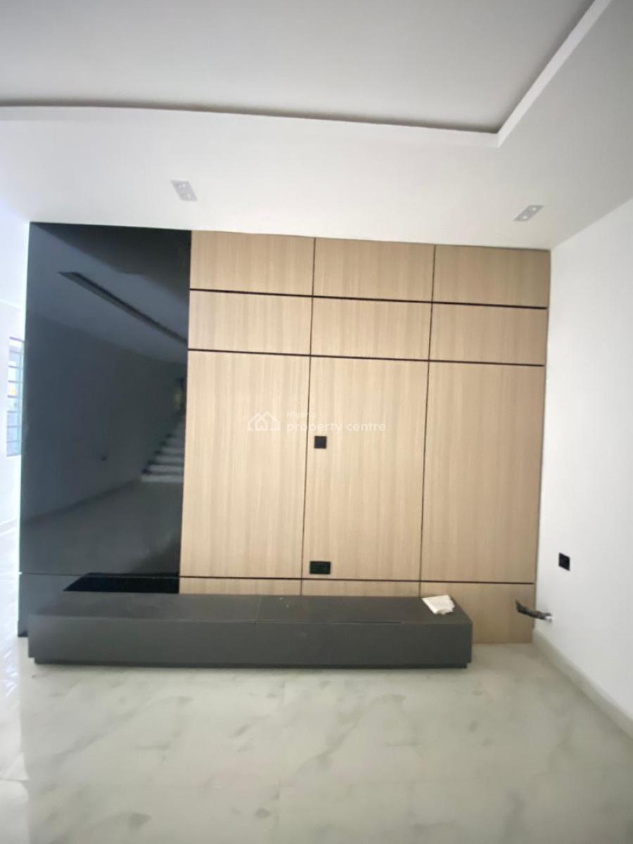 5 Bedroom Detached Duplex with Bq, Ologolo, Lekki, Lagos, Detached Duplex for Sale