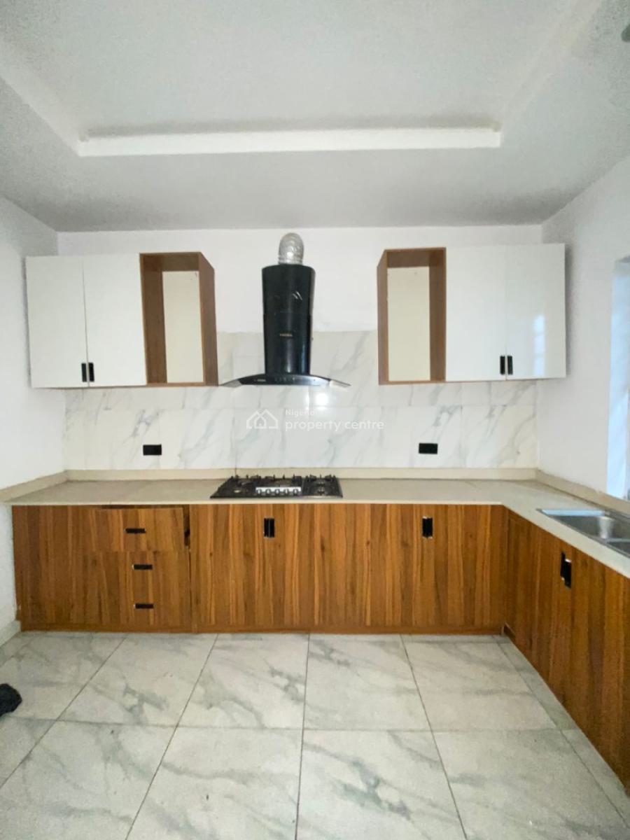 Spacious 4 Bedroom Terrace Duplex, Orchid Road, Lekki Phase 2, Lekki, Lagos, Terraced Duplex for Sale