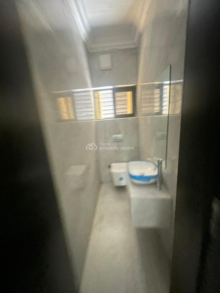 Multiple Units of Newly Built 3 Bedroom Apartment with Boys Quarter, Lekki Phase 1, Lekki, Lagos, Flat / Apartment for Rent