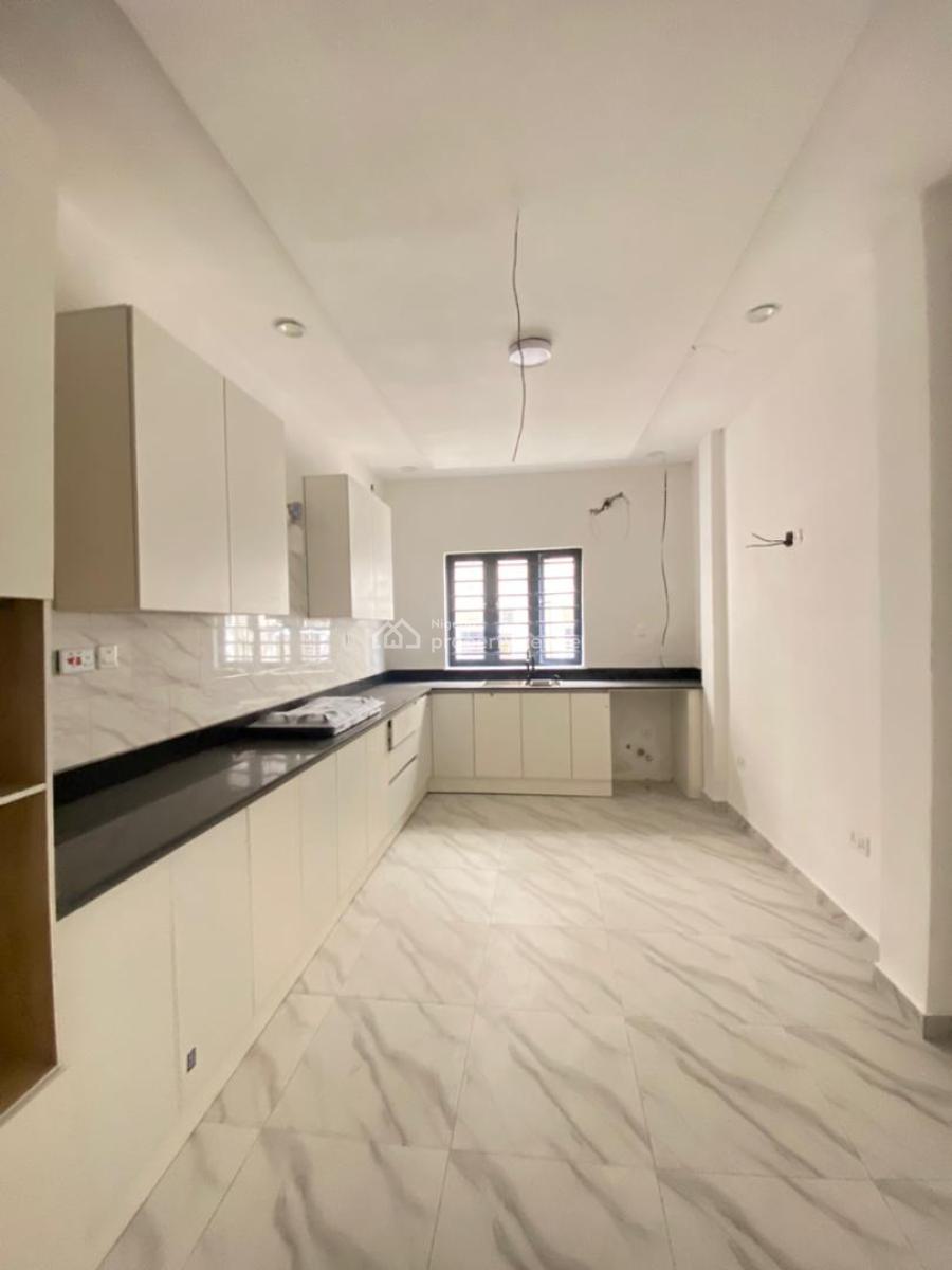 4 Bedroom Terrace Duplex, Ologolo, Lekki, Lagos, Terraced Duplex for Sale