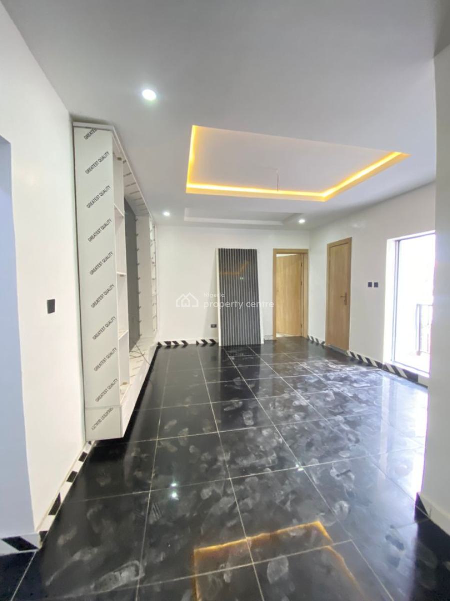 Newly Built 2 Bedroom Apartment, Ologolo, Lekki, Lagos, Block of Flats for Sale