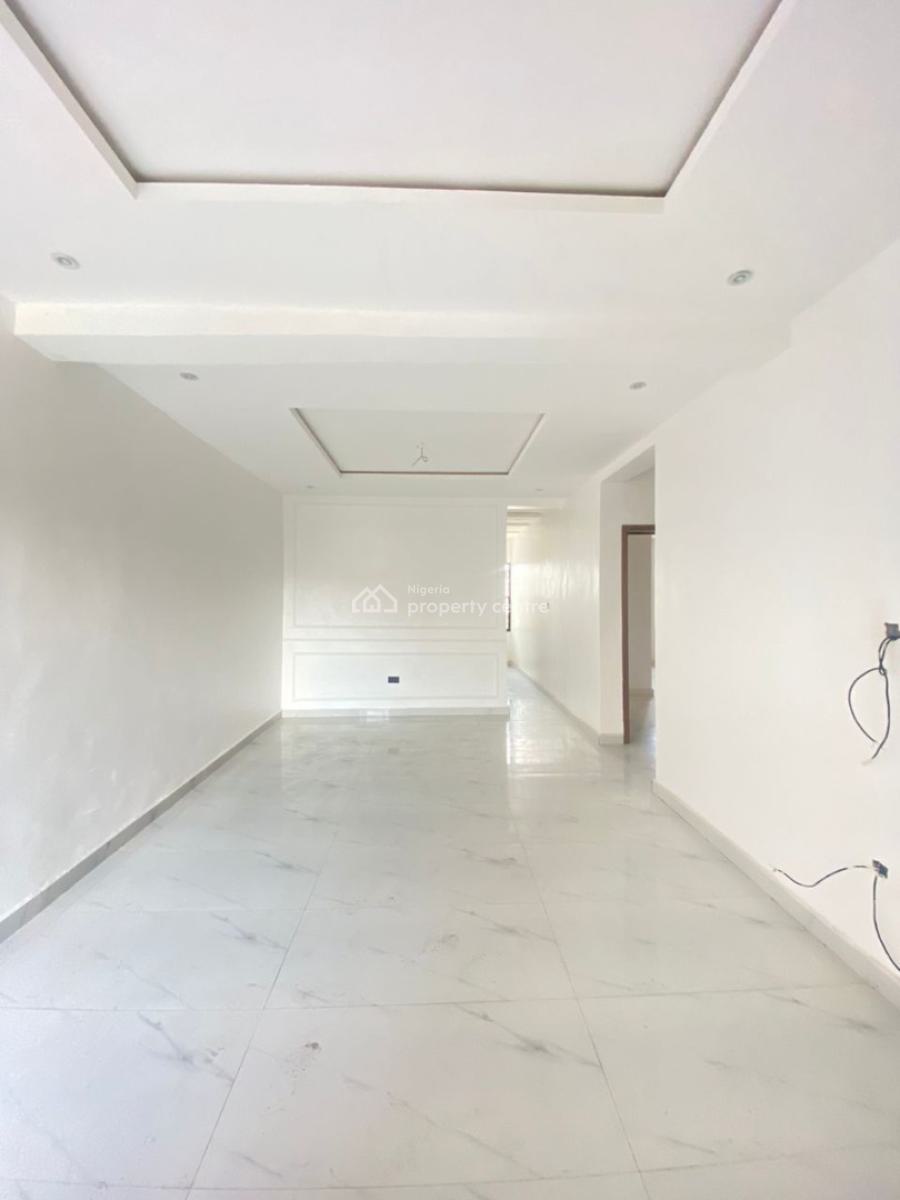 Spacious 2 Bedroom Apartment, Igbo Efon, Lekki, Lagos, Block of Flats for Sale