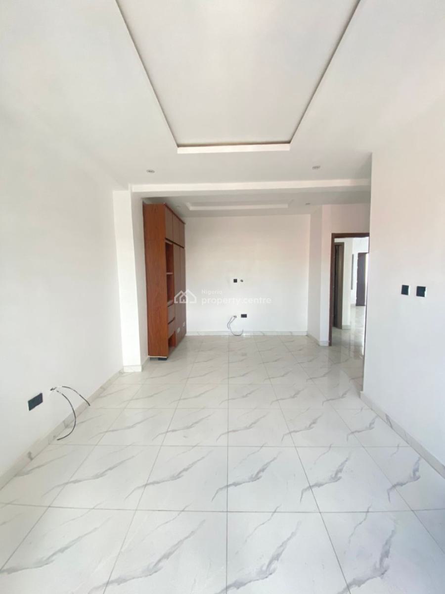 Spacious 2 Bedroom Apartment, Igbo Efon, Lekki, Lagos, Block of Flats for Sale