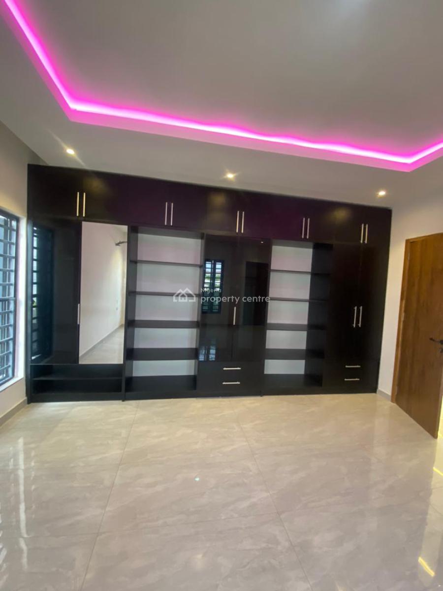 Luxury 4 Bedroom Apartment, Ikate, Lekki, Lagos, Block of Flats for Sale