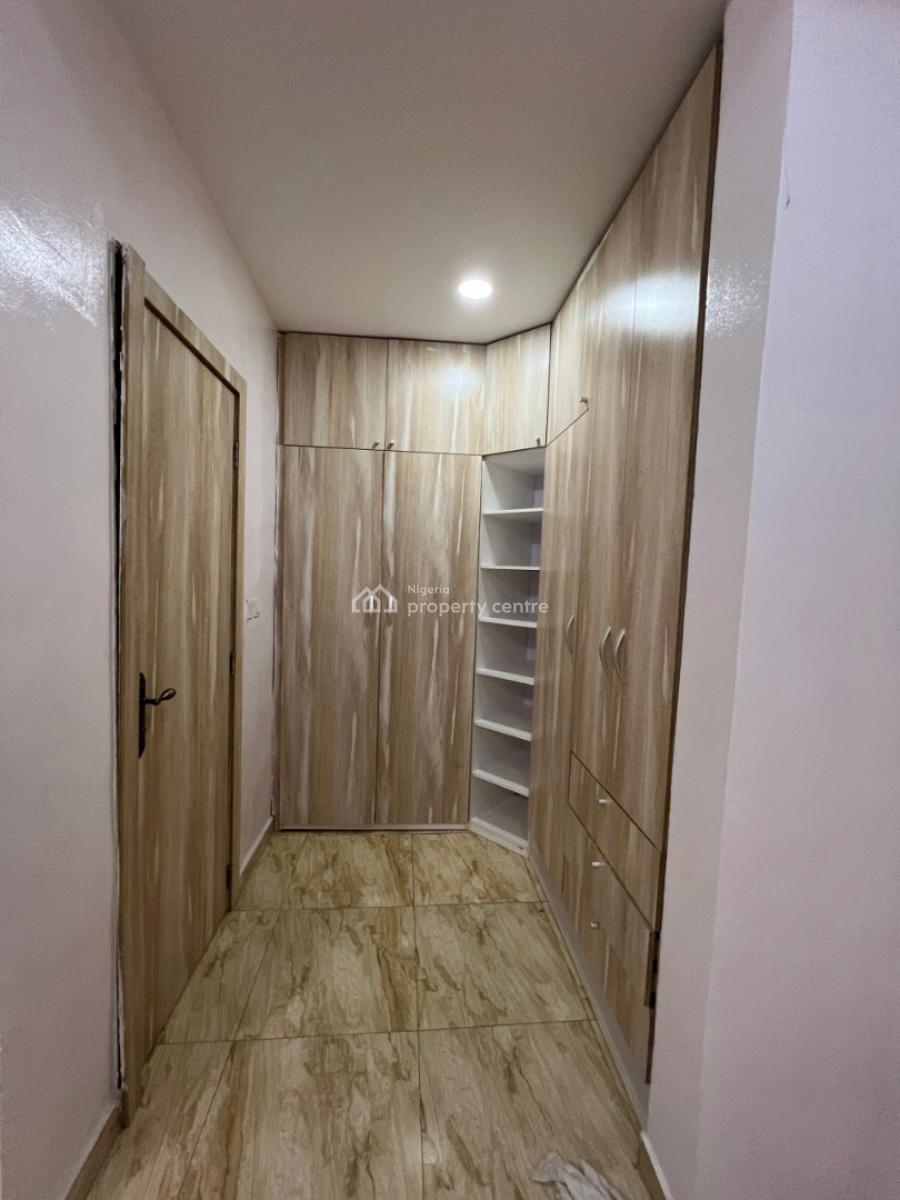 Spacious Master Bedroom in a Serviced Estate, Victoria Bay Estate,  Orchid Road Eleganza Bustop Lekki Lagos, Lekki Phase 2, Lekki, Lagos, Self Contain (single Rooms) for Rent