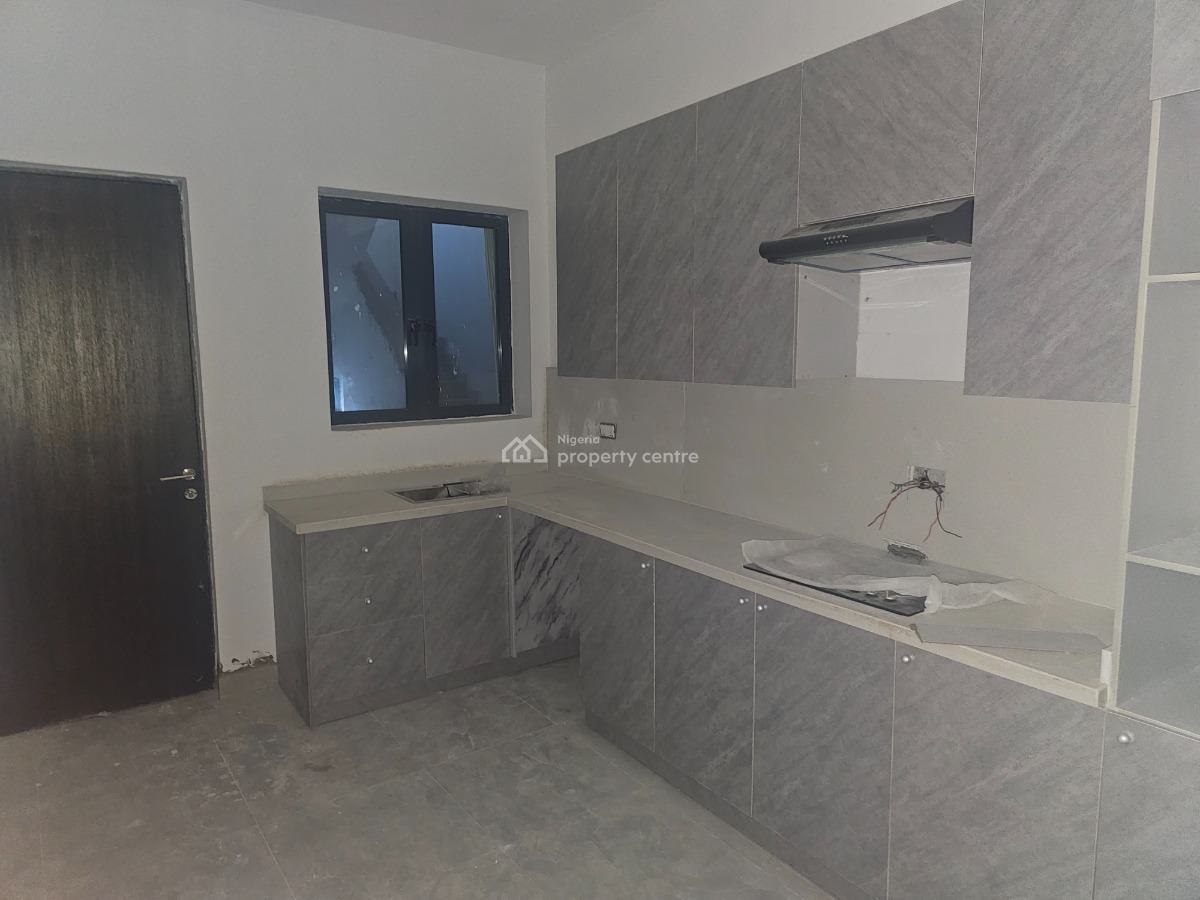 Newly Built 2-bedroom Apartment with Bq, Admiralty Way, Lekki Phase 1, Lekki, Lagos, Flat / Apartment for Rent