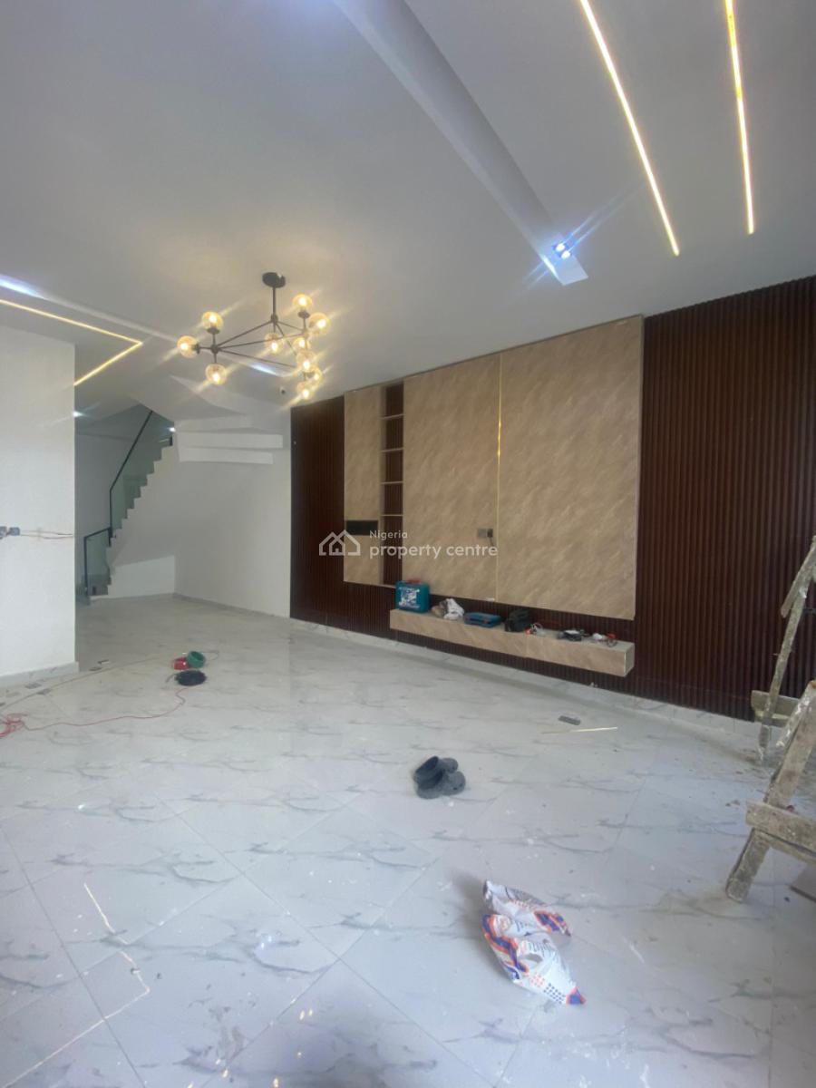 Spacious 3 Bedroom Semi Detached Duplex with Bq, Lekki Phase 2, Lekki, Lagos, Semi-detached Duplex for Rent