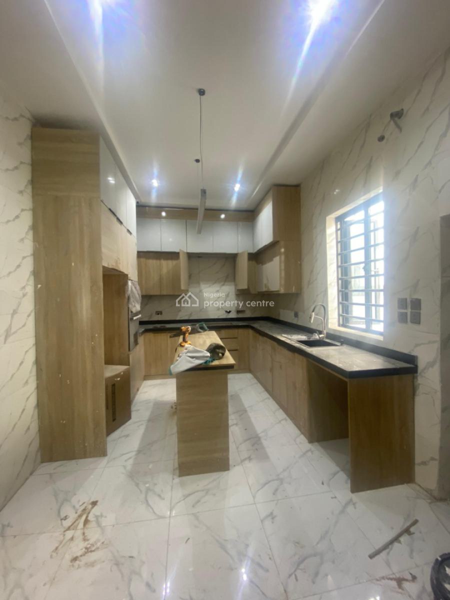 Spacious 3 Bedroom Semi Detached Duplex with Bq, Lekki Phase 2, Lekki, Lagos, Semi-detached Duplex for Rent