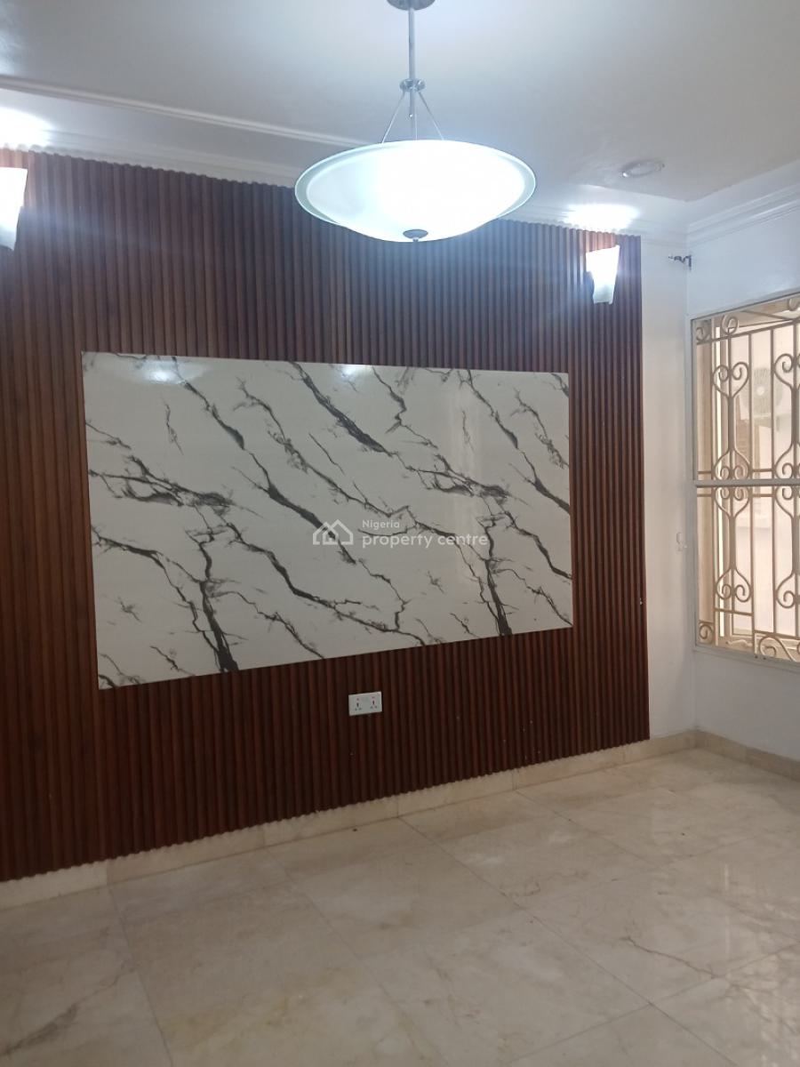 Newly Refurbished 3 Bedroom  Fully Serviced Apartment, Lekki Phase 1, Lekki, Lagos, Flat / Apartment for Rent