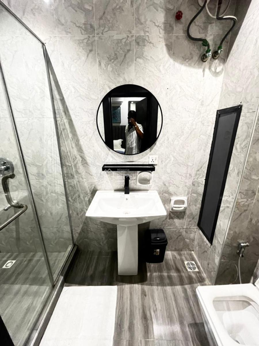 Luxury 2 Bedroom Apartment, Ikeja, Lagos, Flat / Apartment Short Let