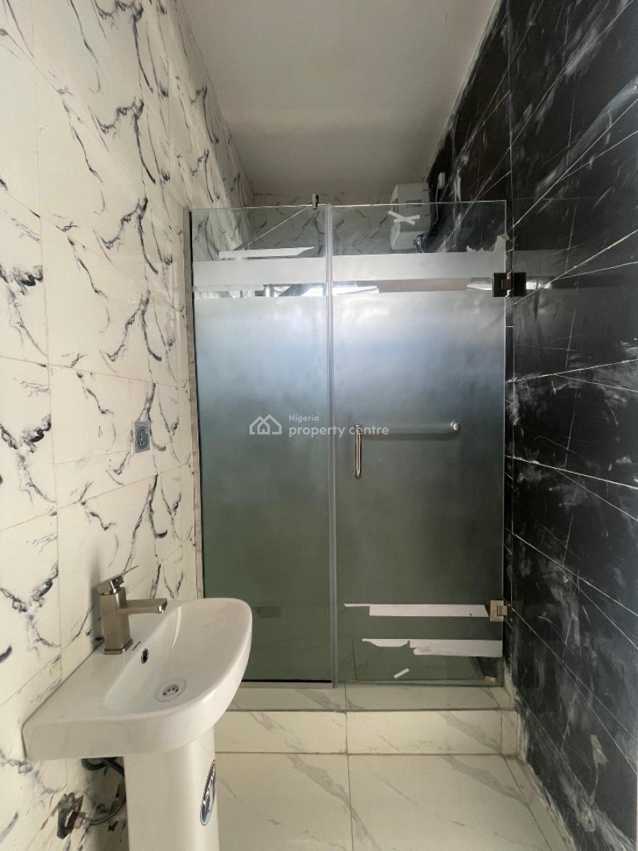 Distinguishing 4 Bedroom Terrace Duplex with Bq, Ikota, Lekki, Lagos, Terraced Duplex for Sale