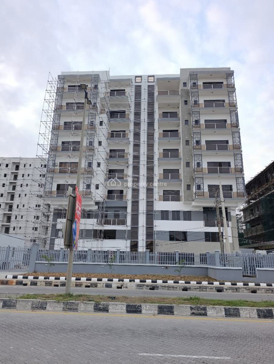 2 Bedroom Apartment with Boys Quarters, Elevator, Gym & Swimming Pool, Lekki Phase 1, Lekki, Lagos, Flat / Apartment for Sale