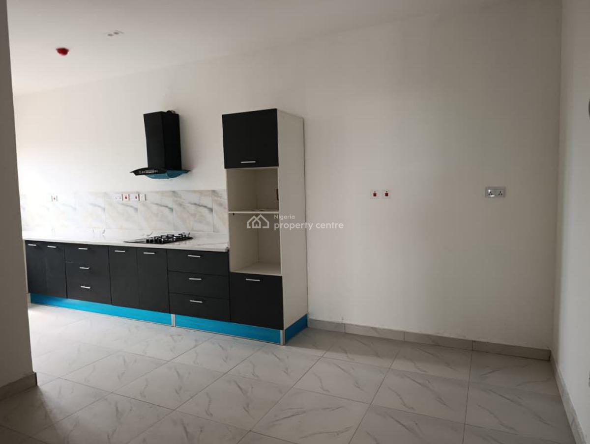 2 Bedroom Apartment with Boys Quarters, Elevator, Gym & Swimming Pool, Lekki Phase 1, Lekki, Lagos, Flat / Apartment for Sale