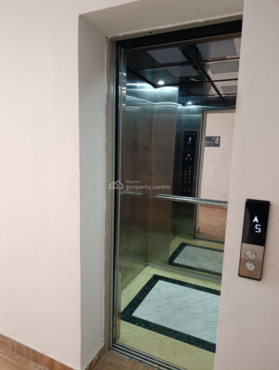 2 Bedroom Apartment with Boys Quarters, Elevator, Gym & Swimming Pool, Lekki Phase 1, Lekki, Lagos, Flat / Apartment for Sale