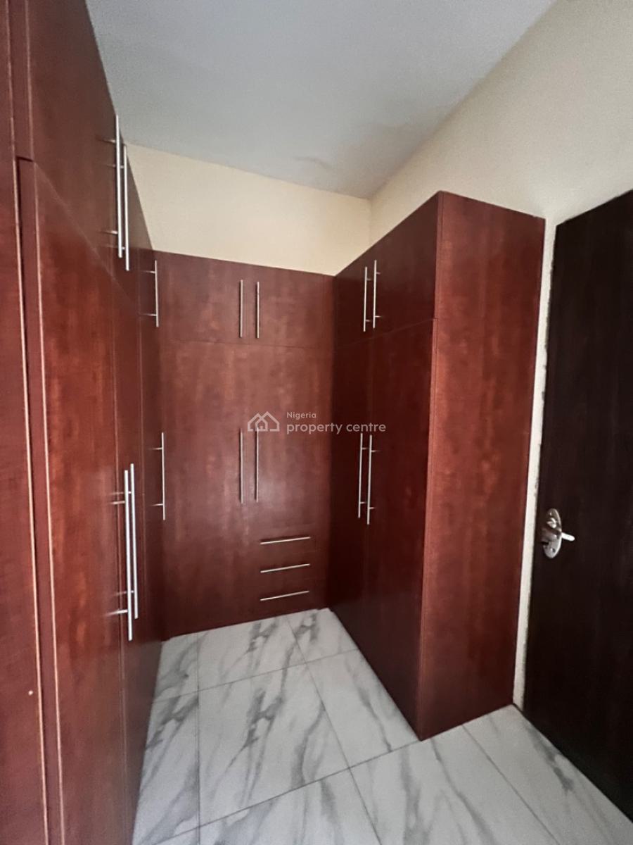 Exquisitely Finished 4 Bedroom Privately Gated Terraced Duplex with Bq, Guzape District, Abuja, Terraced Duplex for Rent