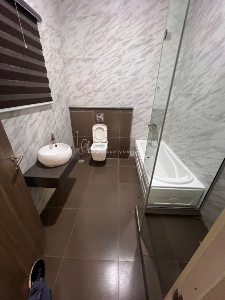 Exquisitely Finished 4 Bedroom Privately Gated Terraced Duplex with Bq, Guzape District, Abuja, Terraced Duplex for Rent