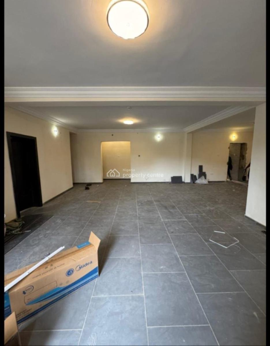 3 Bedroom Apartment with Boys Quarters, Elevator and Swimming Pool, Lekki Phase 1, Lekki, Lagos, Flat / Apartment for Rent