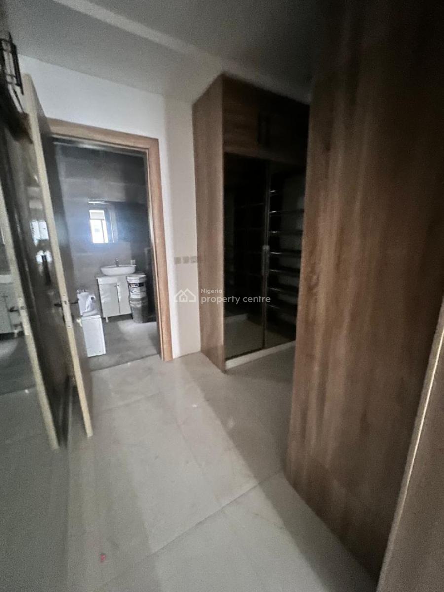 4 Bedroom Maisonette with Swimming Pool and Gym, Lekki Phase 1, Lekki, Lagos, Flat / Apartment for Rent