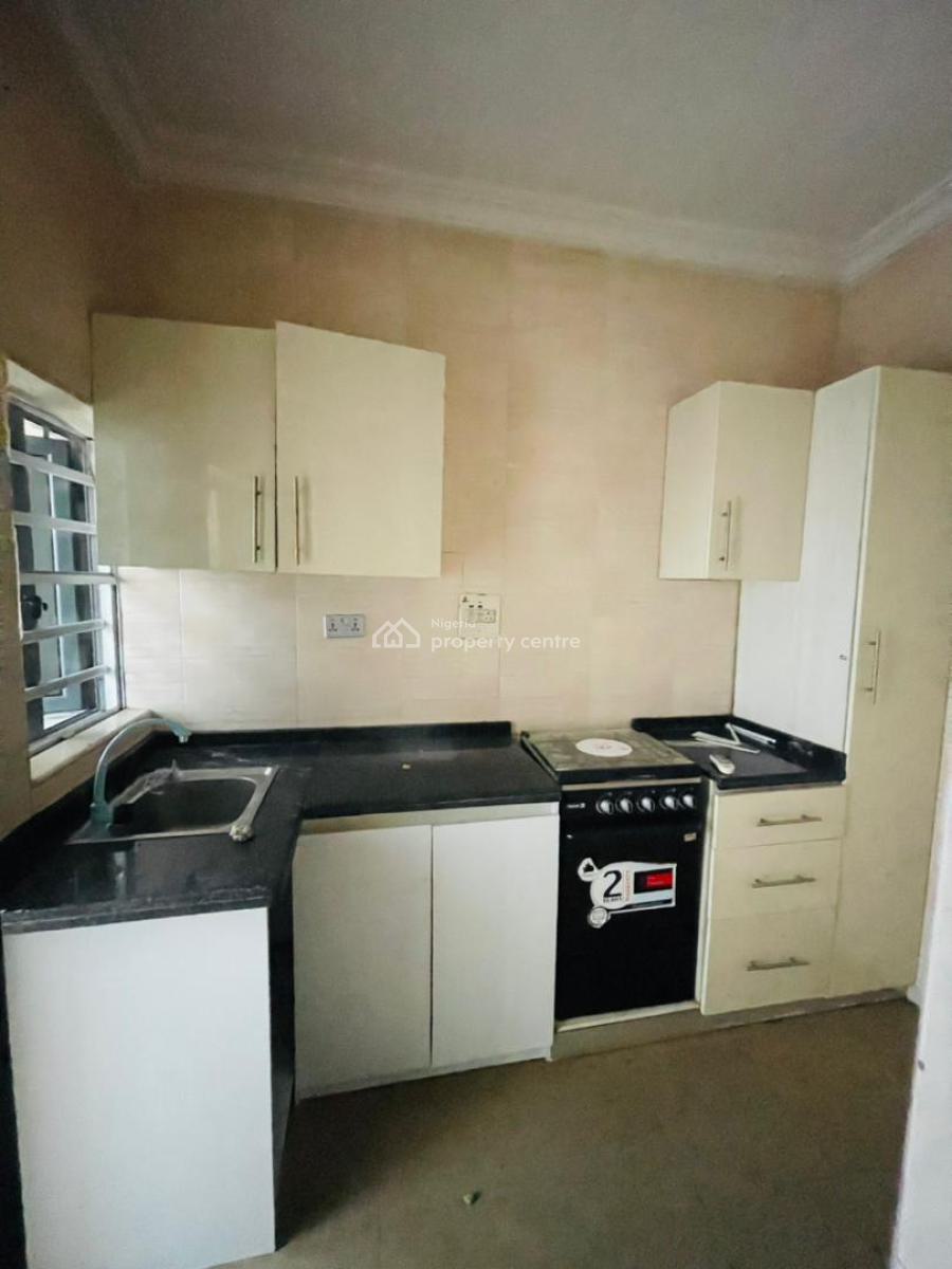 2bedroom Flat, Ikota, Lekki, Lagos, Flat / Apartment for Rent