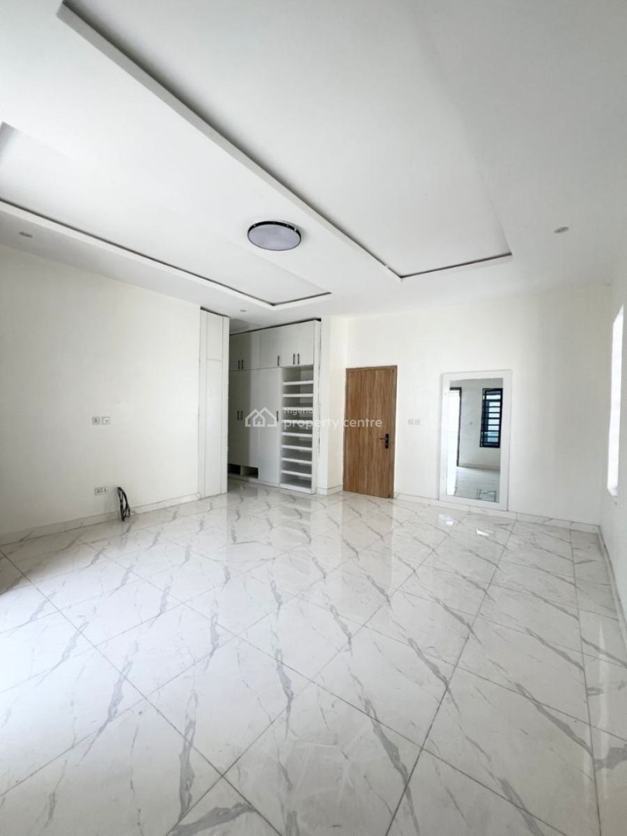 Luxury 4 Bedroom Semi-detached Duplex with Bq in a Secure Estate, Vgc, Lekki, Lagos, Semi-detached Duplex for Sale