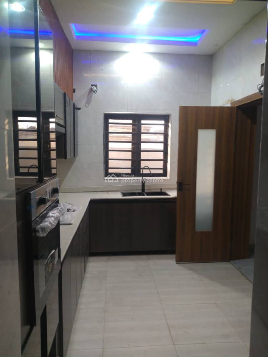 5 Bedroom Detached Duplex at Medina Estate Gbagada, Medina Estate Gbagada, Gbagada, Lagos, Detached Duplex for Sale