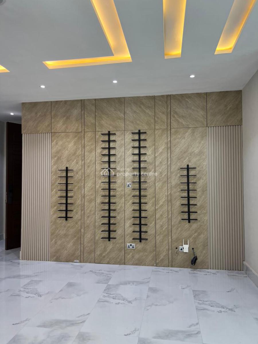 3 Bedroom Apartment with Boys Quarters, Gym and Swimming Pool, Ikoyi, Lagos, Flat / Apartment for Rent