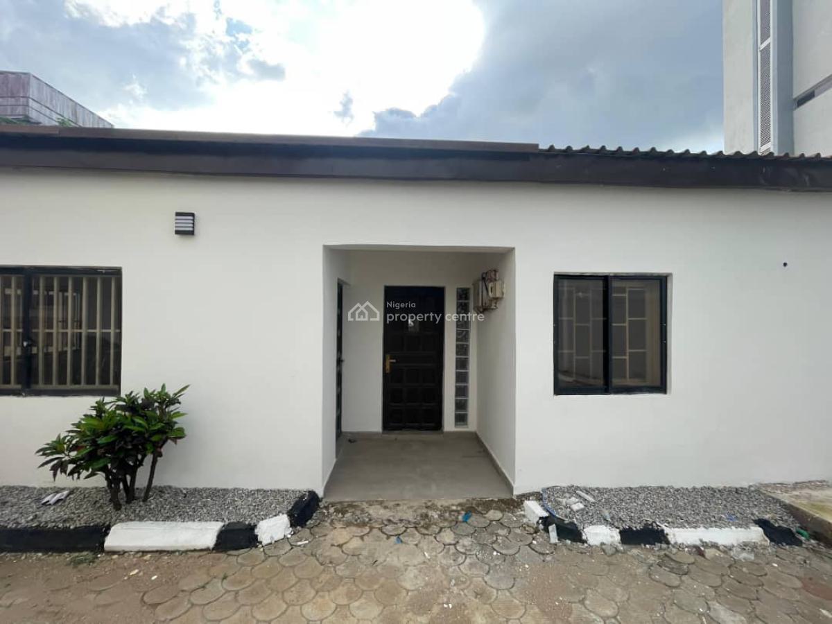 Strategic 2 Bedroom Bungalow for Commercial Use, Ademola Adetokunbo, Wuse 2, Abuja, Detached Bungalow for Rent