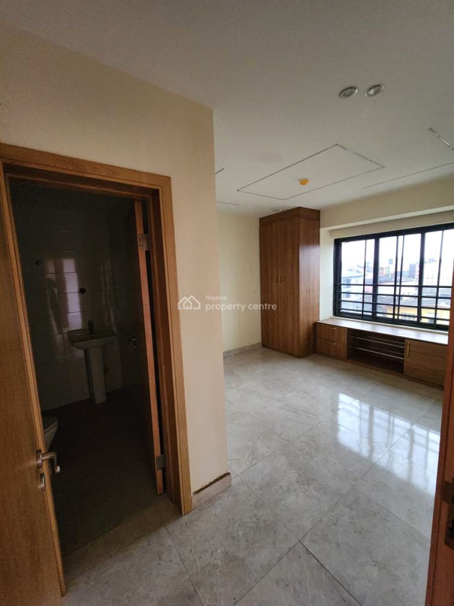 Newly Built Tastefully Finished Spacious 3 Bedroom Apartment, Alagomeji Yaba, Yaba, Lagos, Flat / Apartment for Rent