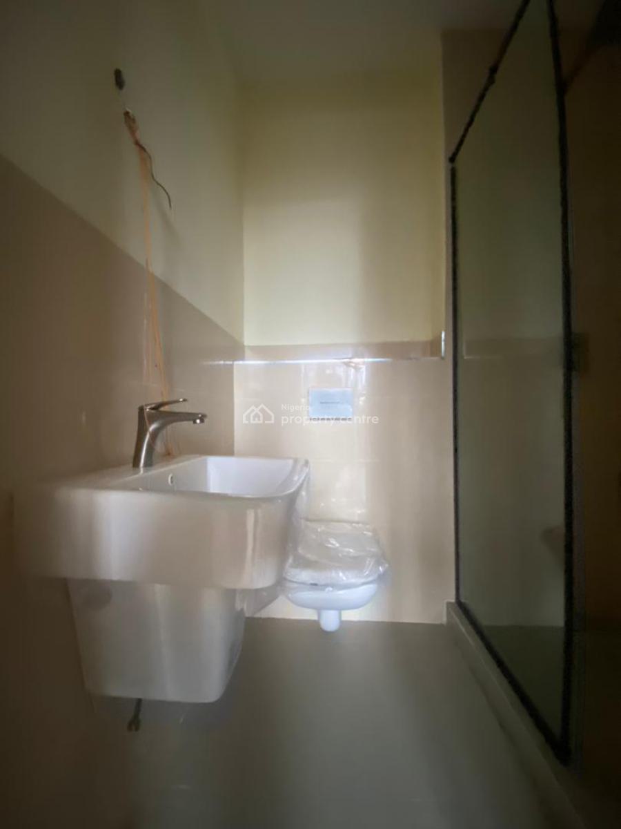 Ready to Move in 3 Bedroom Luxury Apartment with Swimming Pool, Lekki Phase 1, Lekki, Lagos, Flat / Apartment for Sale