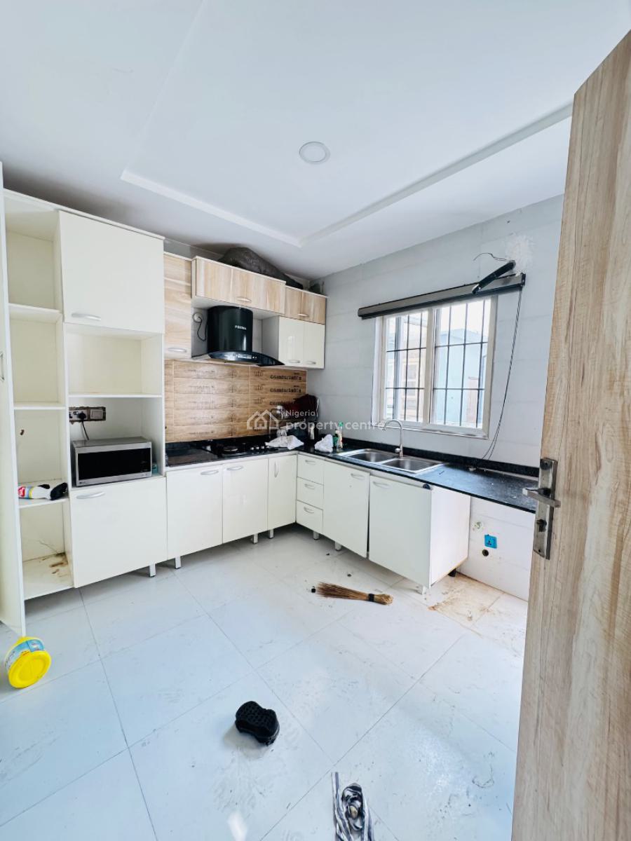 Spacious 3bedroom Terraced Duplex  Available 110m, Orchid Road, Lekki, Lagos, Terraced Duplex for Sale