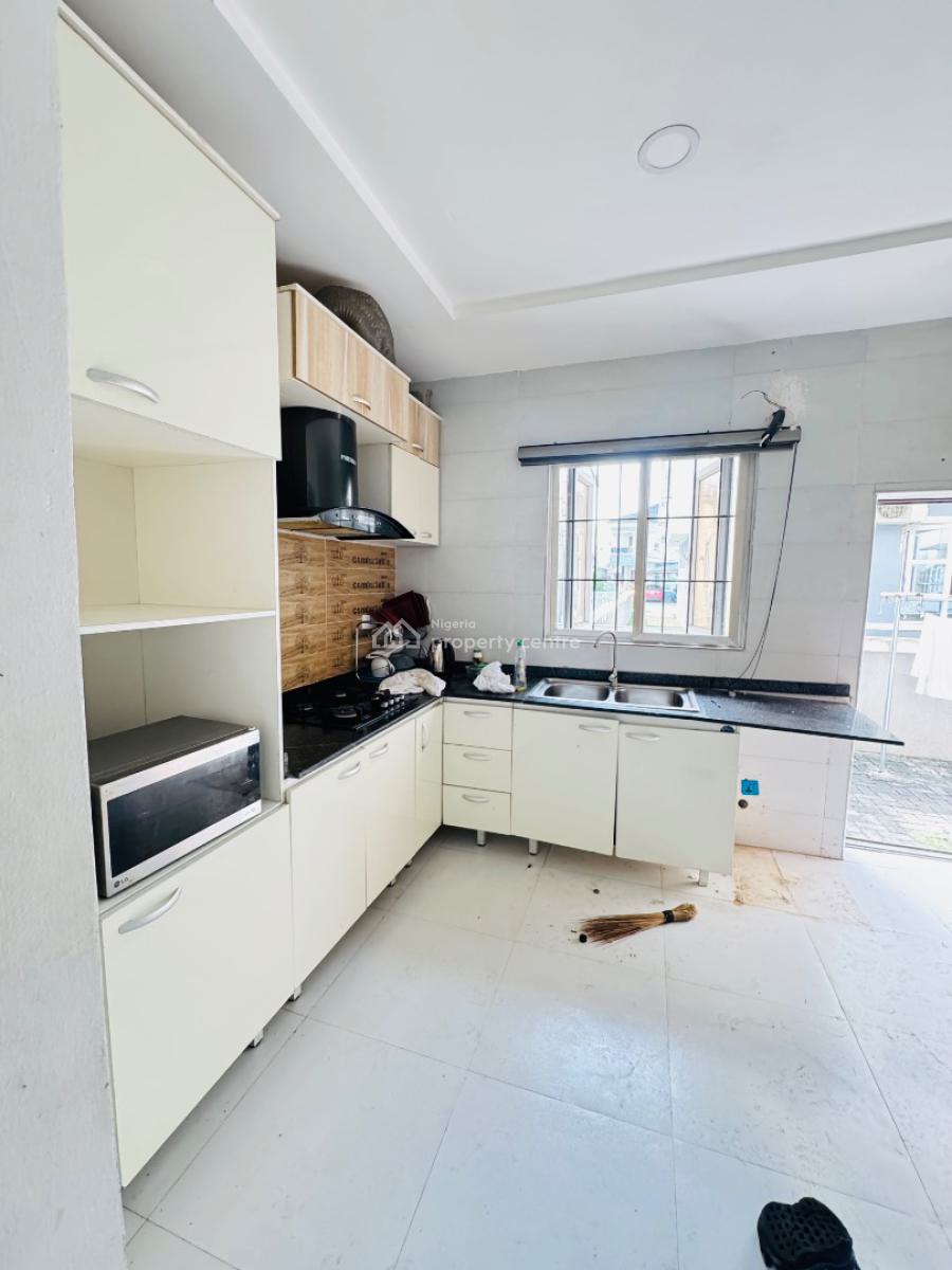 Spacious 3bedroom Terraced Duplex  Available 110m, Orchid Road, Lekki, Lagos, Terraced Duplex for Sale