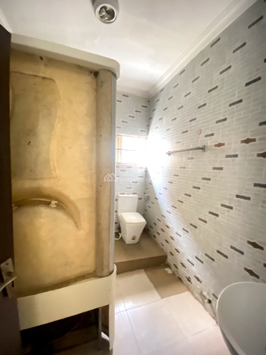 Lovely 3 Bedroom Apartment in a Secure Estate, Ikoyi, Lagos, Flat / Apartment for Rent