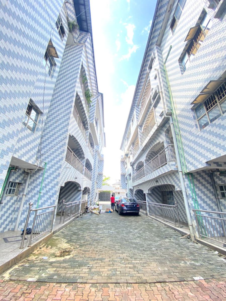 Lovely 3 Bedroom Apartment in a Secure Estate, Ikoyi, Lagos, Flat / Apartment for Rent