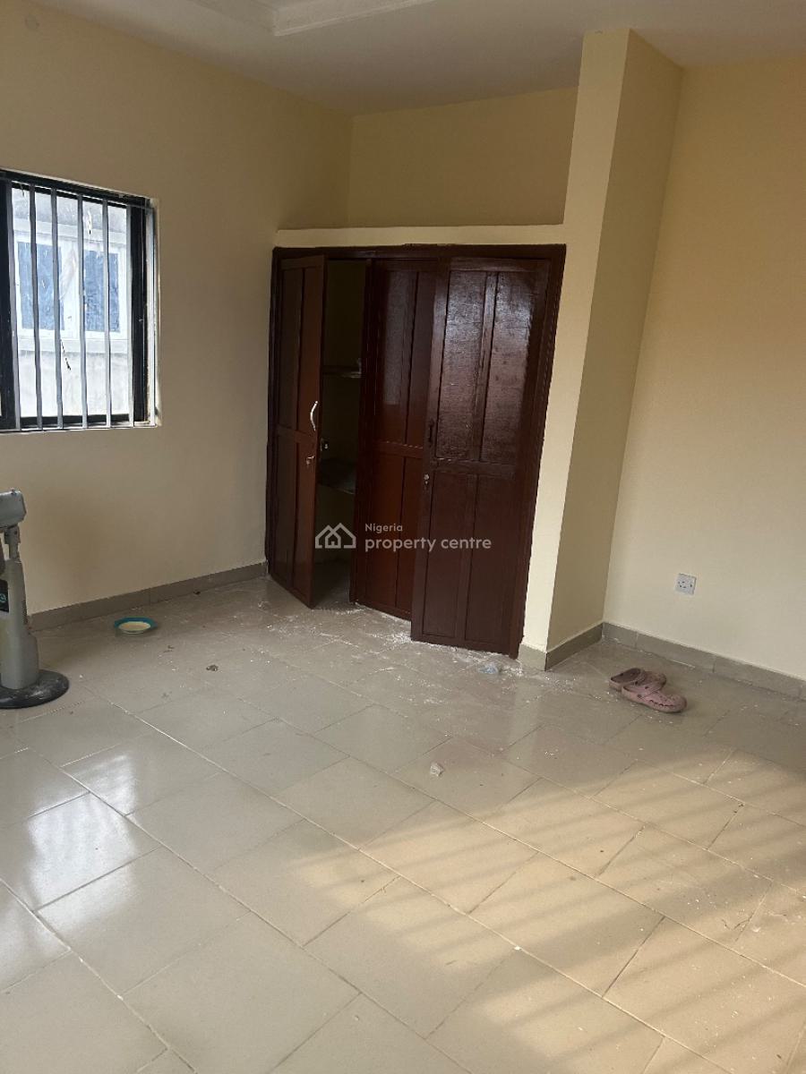 3-bedroom Upstairs Federal Peace Estate, Isheri Olofin (lagos), Bloc 3 Plot 4 Federal Peace Estate Isheri Olofin Lagos., Isheri Olofin, Alimosho, Lagos, Flat / Apartment for Rent