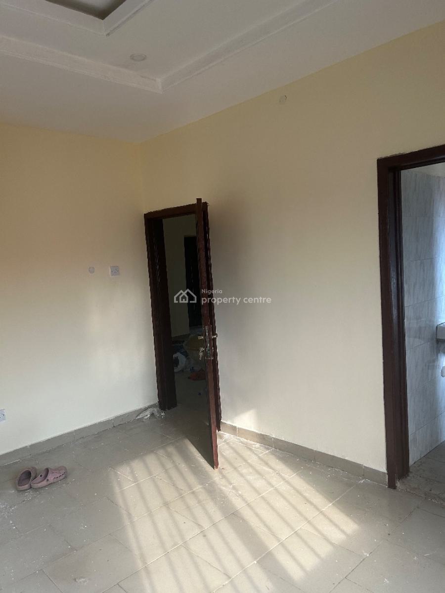 3-bedroom Upstairs Federal Peace Estate, Isheri Olofin (lagos), Bloc 3 Plot 4 Federal Peace Estate Isheri Olofin Lagos., Isheri Olofin, Alimosho, Lagos, Flat / Apartment for Rent