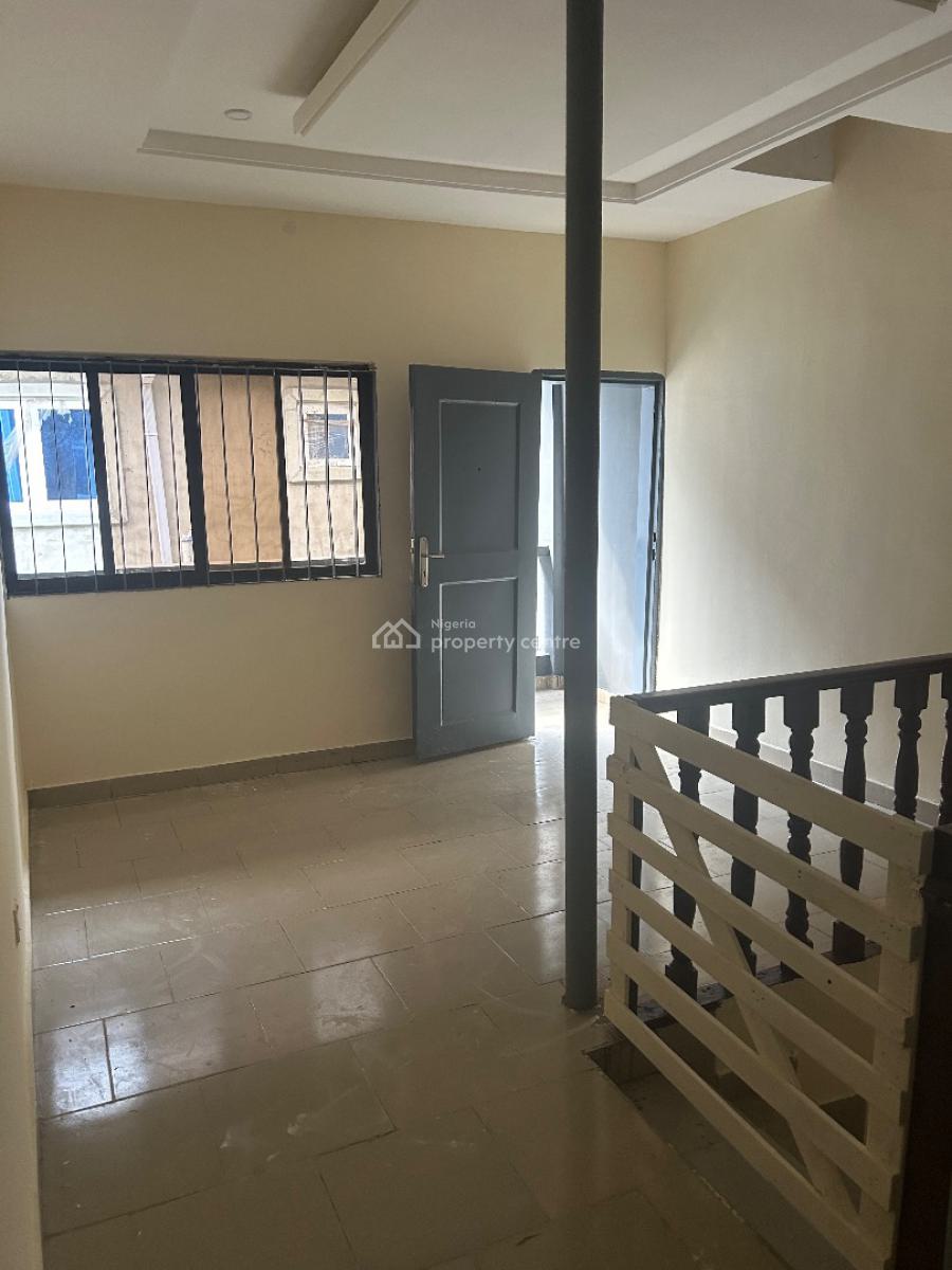 3-bedroom Upstairs Federal Peace Estate, Isheri Olofin (lagos), Bloc 3 Plot 4 Federal Peace Estate Isheri Olofin Lagos., Isheri Olofin, Alimosho, Lagos, Flat / Apartment for Rent