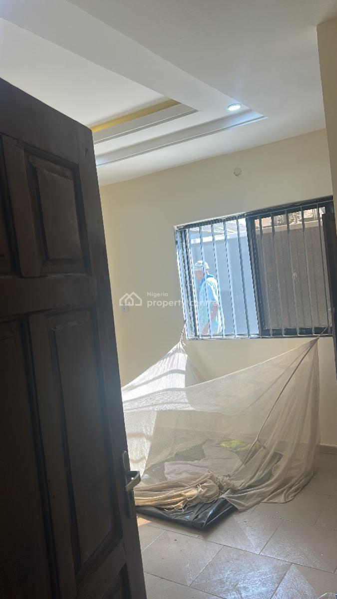 3-bedroom Flat  (downstairs) -- Federal Peace Estate, Isheri Olofin, Block 3 Plot 4 Federal Peace Estate Isheri Olofin Lagos., Isheri Olofin, Alimosho, Lagos, Flat / Apartment for Rent
