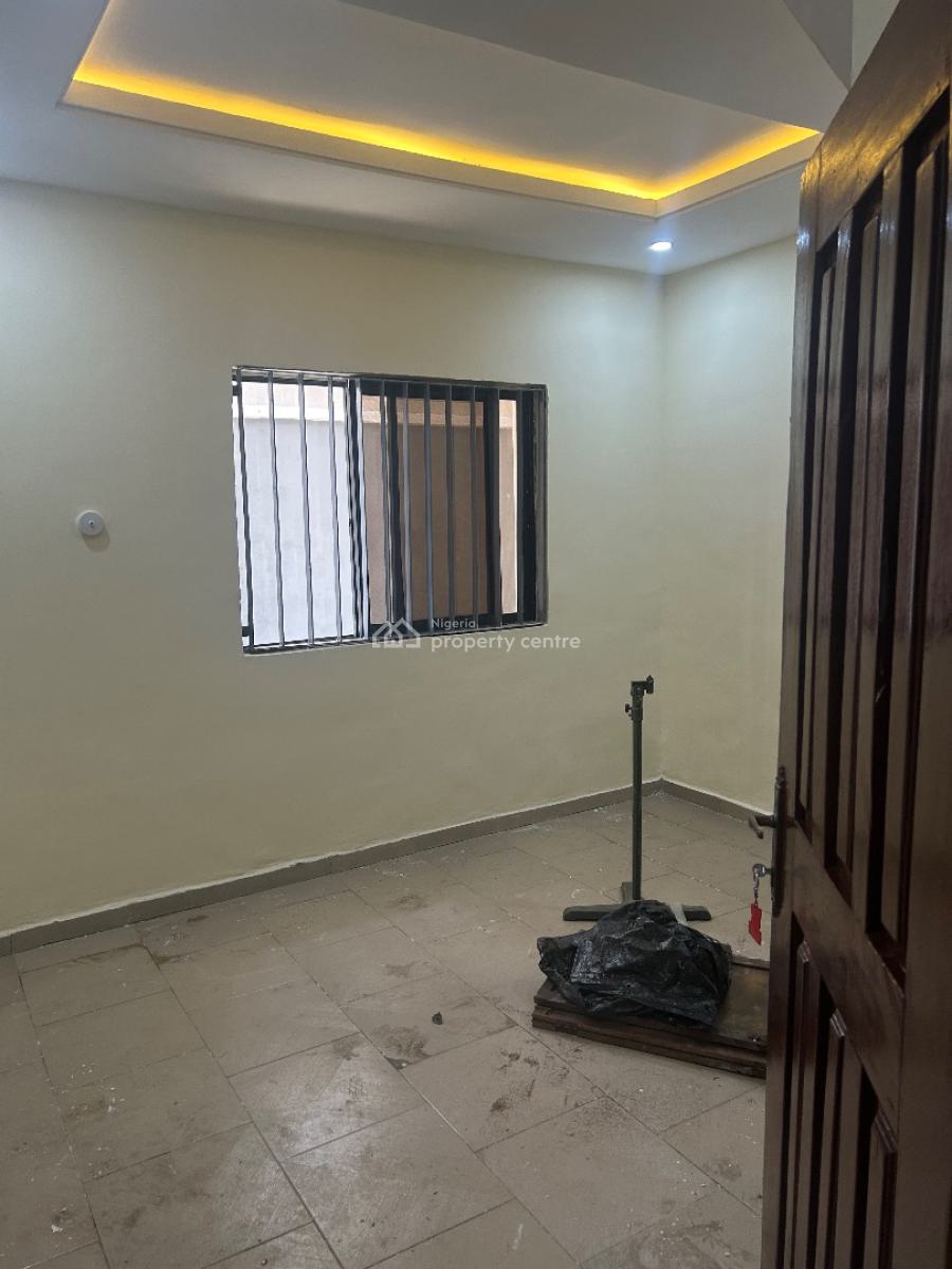 3-bedroom Flat  (downstairs) -- Federal Peace Estate, Isheri Olofin, Block 3 Plot 4 Federal Peace Estate Isheri Olofin Lagos., Isheri Olofin, Alimosho, Lagos, Flat / Apartment for Rent