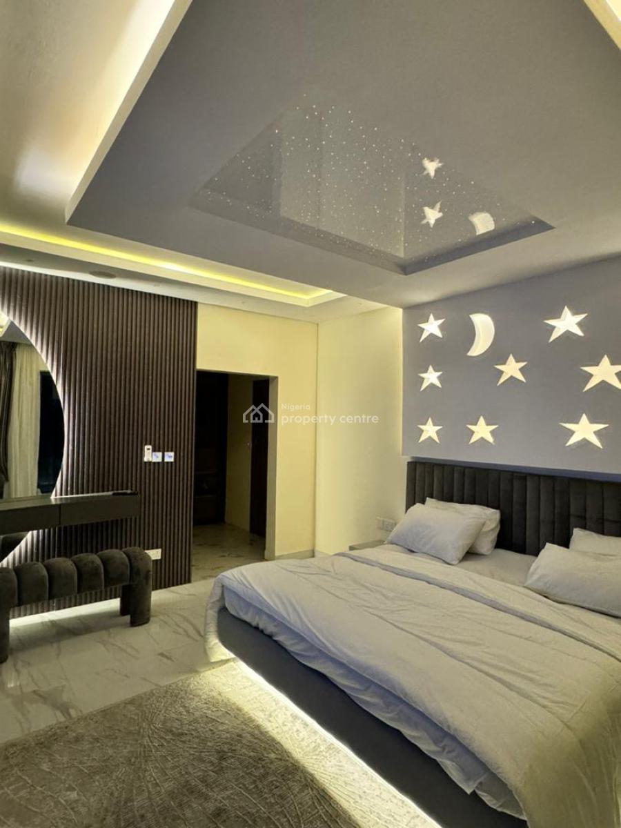 Elegantly Furnished 2 Bedroom Apartment Is Available for Immediate Che, Lekki Phase 1, Lekki, Lagos, Flat / Apartment Short Let