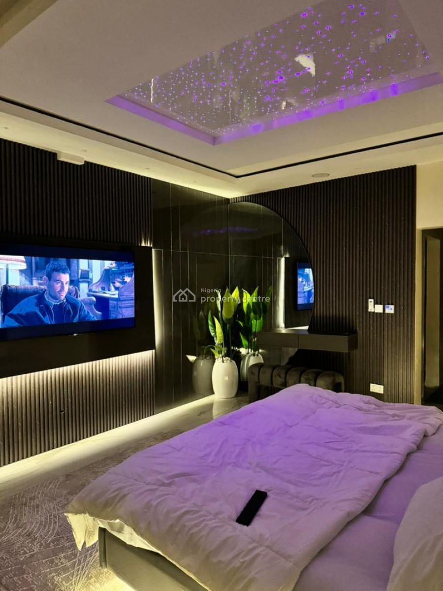 Elegantly Furnished 2 Bedroom Apartment Is Available for Immediate Che, Lekki Phase 1, Lekki, Lagos, Flat / Apartment Short Let